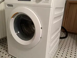 Vaskemaskine Miele 2  1/2 år gammel