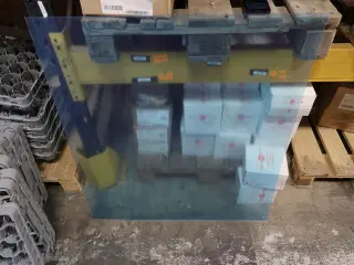 1 stk. Hængende nyseskærm 1000 x 900 mm akryl inkl. kæder