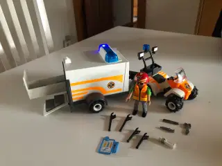 Playmobil: Redningsfirhjulstrækker med trailer