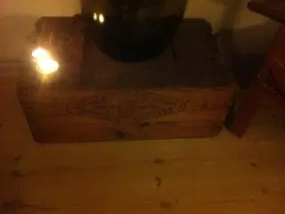 Trækasse fra Hellesens Dry Cells