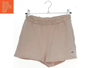 Lyserøde shorts fra H&M (str. 158)