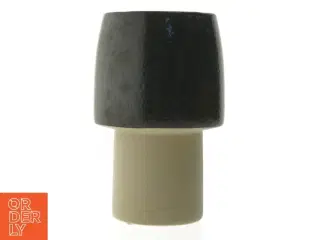 Keramisk vase i sort og beige (str. Ø. 11 cm. længde. 20,5 cm)