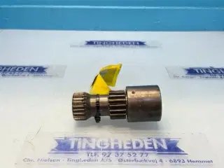 Massey Ferguson 3060 Aksel 3582035M12