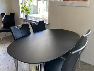 Spise bord med stole