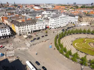 SÆLGES: Eksklusiv erhvervsejerlejlighed på Kongens Nytorv med mulighed for omdannelse til bolig uden bopælspligt