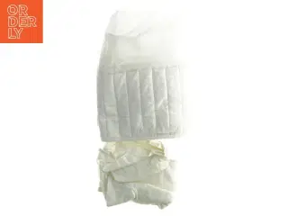 Sengerand og ‘kjole’ til babytremmeseng (str. 56 x, 110 cm)