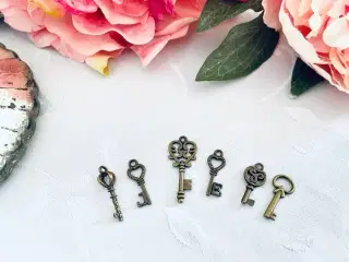 Nøgler, vedhæng, charms - smykkefremstilling 