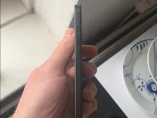 iPhone 16 4 måneder gammel 