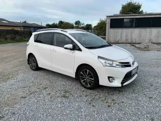 Toyota Verso 1,6 D-4D T2 Premium 7prs