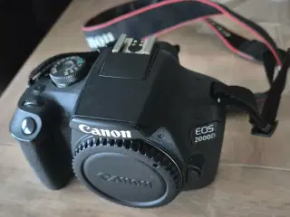 Canon EOS 2000D inkl 2 linser og taske.