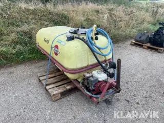 Vandtank med pumpe HARDI
