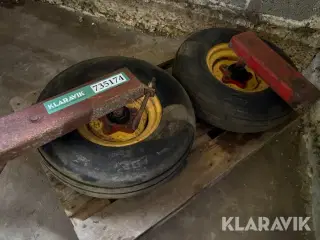 Dæk med fælg og nav