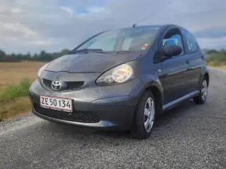 Toyota Aygo med lav km tal