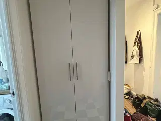 Ikea skab