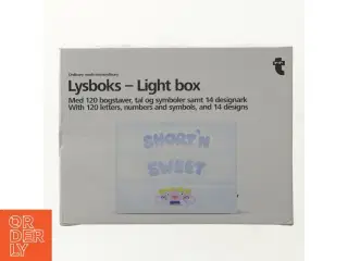 Lys boks fra Tiger (str. 21 x 16 cm)