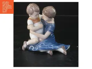 Bing & Grøndahl porcelænsfigur af mor og barn fra Bing & Grøndahl (str. 12x12,5 cm) (DVD)