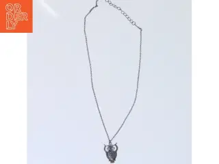 Halskæde med uglevedhæng (str. 27,5 cm)