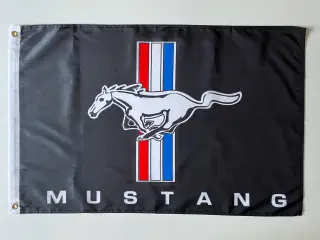 Flag med Mustang
