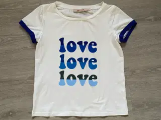 Love love love t-shirt