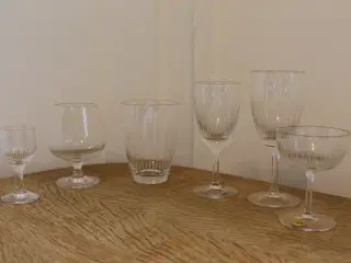 Forskellige glas i samme serie.