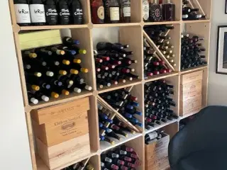 Vinreol massivt træ "Opzion" 16 sektioner (u/vin)