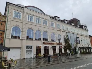 Moderne kontorfællesskab i historisk bygning midt i Aalborg