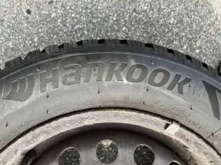 Næsten nye vinterdæk på fælge