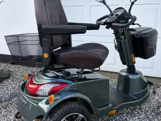 Lindebjerg LM 650 fra 2023 km 114 nye batterier 