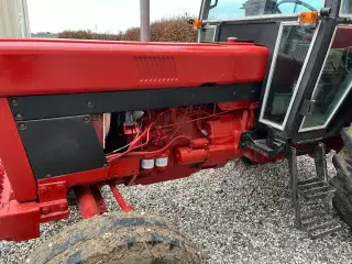 Traktor ih844s