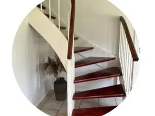 Kvart svings trappe venstre 