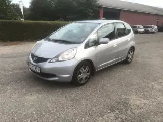 Ny syn  Honda Jazz 1,4 årgang 2009 Benzin comfort