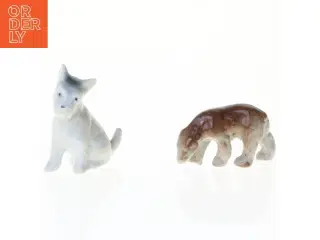 Porcelænsfigurer af hunde (str. 5 x 4 cm og 4 x 2 cm)