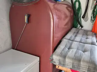 Olietank og Oliefyr