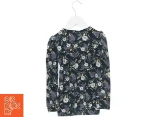 Blomstret bluse til børn fra Name It (str. 104)