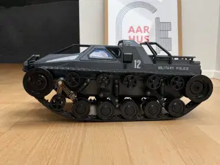 Tank crawler