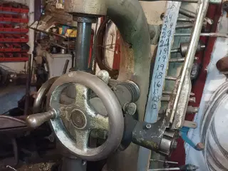 Jern bearbejdnings maskiner 
