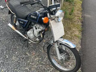 Suzuki GN 125 Lille kort 11 HK