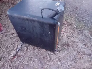 Tank 