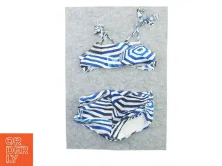 Bikini fra Molo (str. 146)