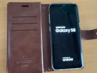 Samsung Galaxy S8 og Galaxy Watch Active 2