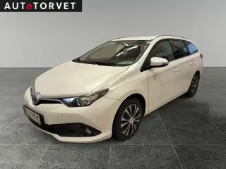 Toyota Auris 1,6 D-4D T2 Comfort Touring Sports