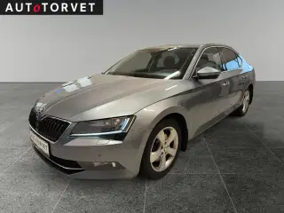 Skoda Superb 2,0 TDi 150 Style DSG