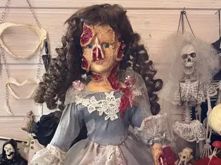 Halloween Creepy Reborn porcelænsdukke Dorthea