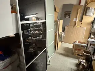 Skydedøre sort glas