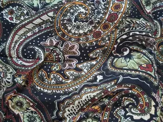 Viskose med paisley tryk 