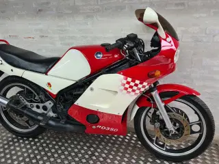 Yamaha RD 350 YPVS årg 1983