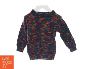 Hjemmestrikket sweater og sokker