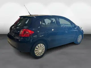 Toyota Auris 1,6 Luna