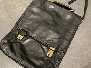 Skuldertaske - skind