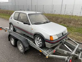 Peugeot 205 1,6 GTI 